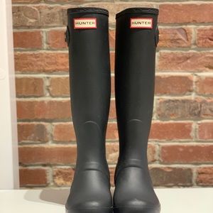Hunter rain boots